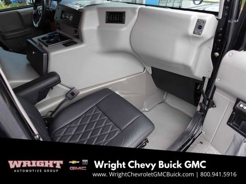 Used 2002 HUMMER H1 4-Door Wagon image 35