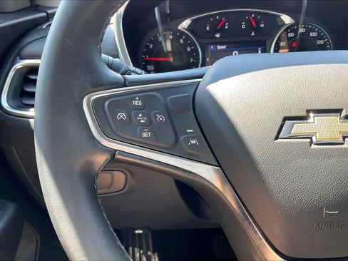 Used 2024 Chevrolet Equinox LT w/ LPO, Floor Liner Package FWD image 18