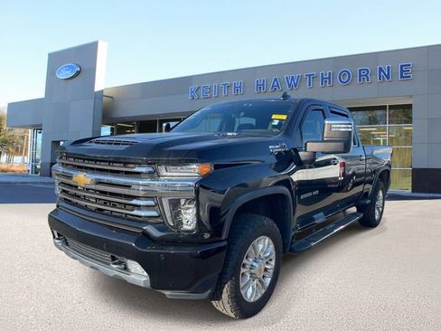 Used 2022 Chevrolet Silverado 2500 High Country AWD/4WD image 3