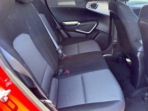 Used 2024 Kia Soul LX w/ Option Group 015 FWD image 13