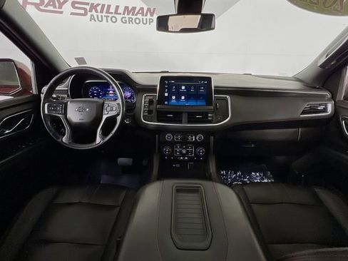 Used 2022 Chevrolet Suburban RST w/ Luxury Package AWD/4WD image 25