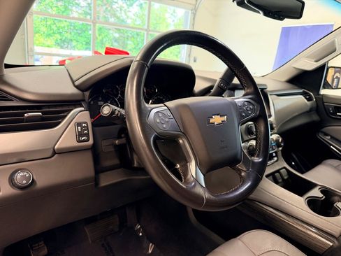 Used 2020 Chevrolet Tahoe LT RWD image 17