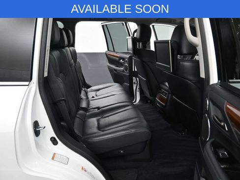 Used 2016 Lexus LX 570 4WD w/ Luxury Package image 41