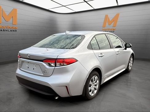 Used 2026 Toyota Corolla LE AWD/4WD image 5