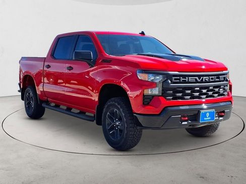 New 2026 Chevrolet Silverado 1500 Custom Trail Boss w/ LPO, Dark Essentials Package AWD/4WD image 3