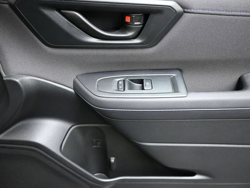 Certified 2025 Subaru Forester Premium AWD/4WD image 11