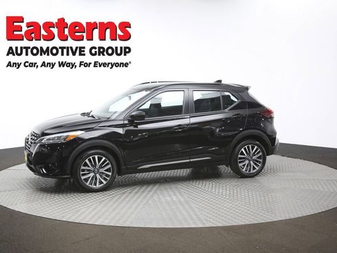 Used 2024 Nissan Kicks SR image 57