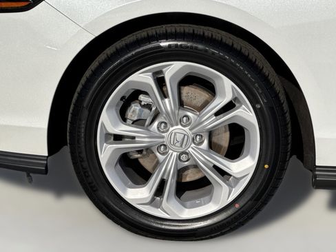 Used 2024 Honda Accord LX image 12