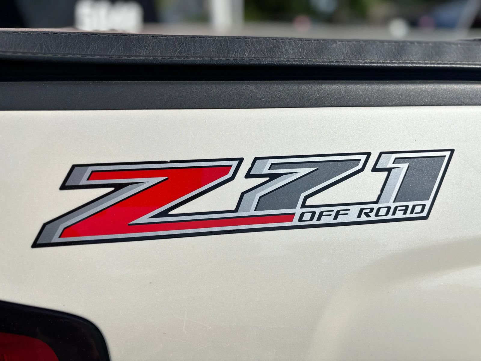 Used 2014 Chevrolet Silverado 1500 LTZ Z71 AWD/4WD image 10