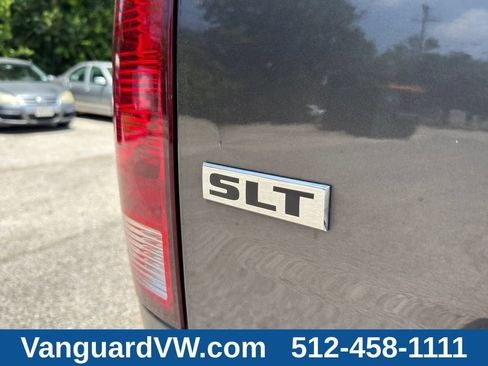 Used 2024 RAM 1500 Classic SLT AWD/4WD image 10