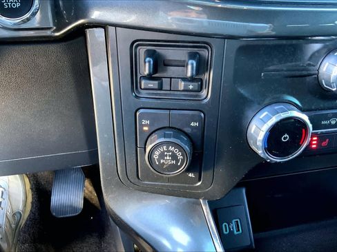 Used 2022 Ford F150 XLT w/ Equipment Group 302A High image 29