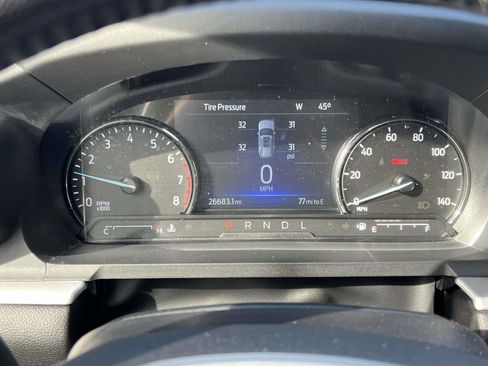 Used 2022 Ford Explorer XLT w/ Equipment Group 202A image 19