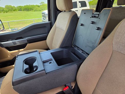 Used 2021 Ford F150 XLT AWD/4WD image 30