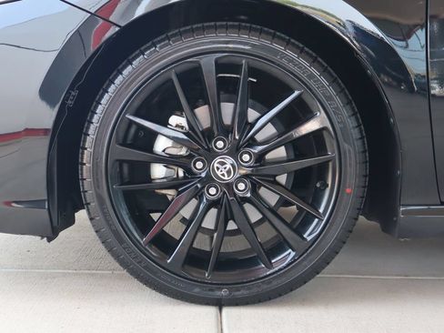 Used 2024 Toyota Camry XSE FWD image 5
