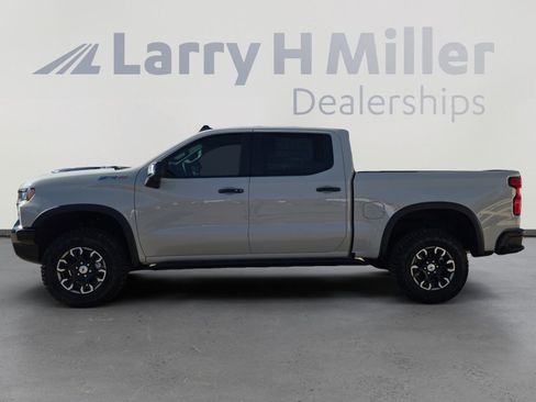 New 2026 Chevrolet Silverado 1500 ZR2 image 2