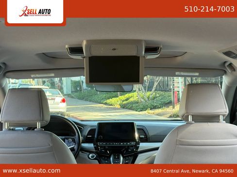 Used 2018 Honda Odyssey Elite image 9