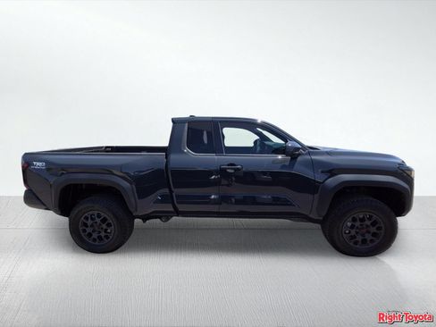 New 2026 Toyota Tacoma SR5 RWD image 8