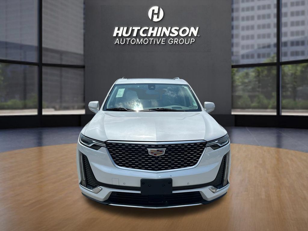Certified 2023 Cadillac XT6 Premium Luxury w/ Technology Package AWD/4WD image 2