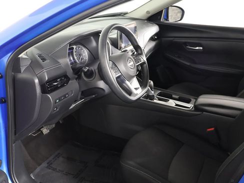 Used 2025 Nissan Sentra SV FWD image 20