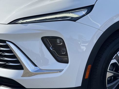 Used 2025 Buick Envision Preferred image 6