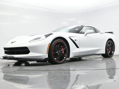 Used 2014 Chevrolet Corvette Stingray Coupe image 43