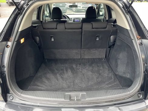 Used 2018 Honda HR-V EX image 13
