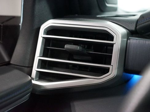 Used 2023 Toyota Tundra Platinum image 27