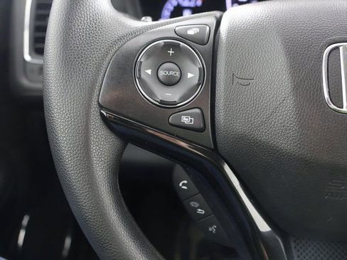 Used 2022 Honda HR-V EX image 11