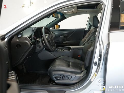 Used 2024 Lexus ES 300h FWD image 15