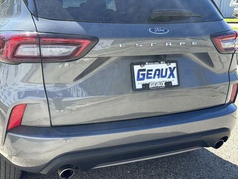 Used 2024 Ford Escape ST-Line w/ Cold Weather Package image 11