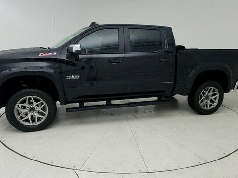 Used 2025 Chevrolet Silverado 1500 LT w/ Texas Edition Plus AWD/4WD image 5