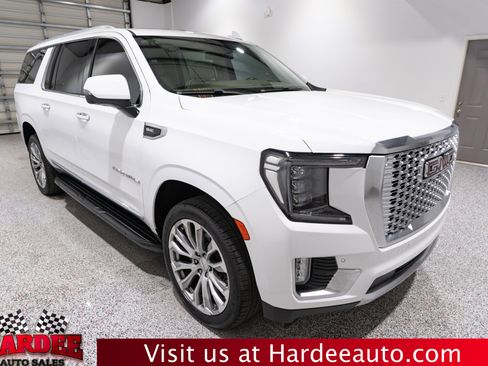 Used 2021 GMC Yukon XL Denali AWD/4WD image 6