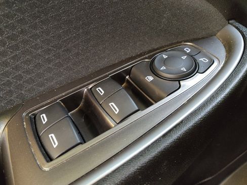 Used 2023 Chevrolet Malibu LS FWD image 27