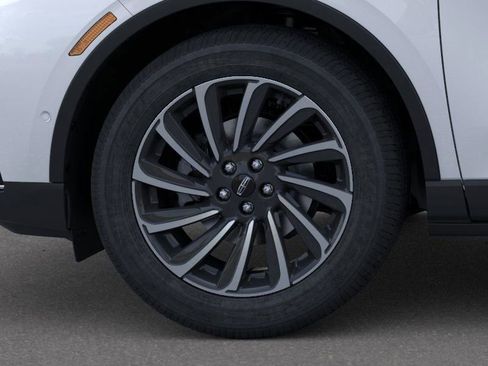 New 2025 Lincoln Corsair Reserve w/ Equipment Group 202A image 19