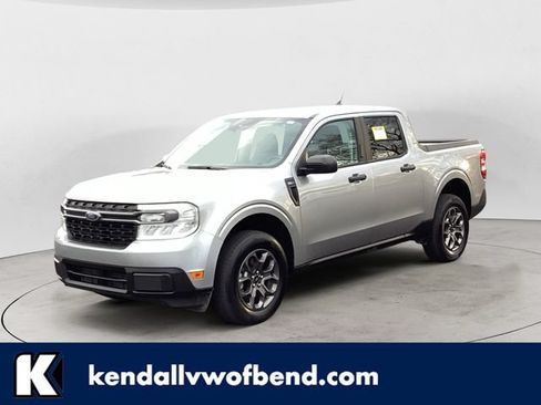 Used 2023 Ford Maverick XLT FWD image 1
