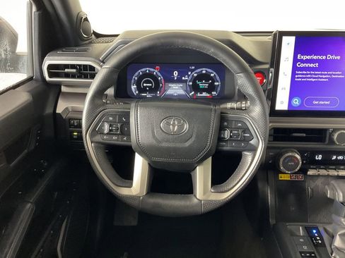 Used 2025 Toyota 4Runner TRD Off-Road Premium w/ Tow Technology Package image 11