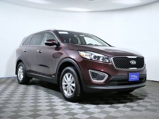 Used 2017 Kia Sorento AWD w/ LX Convenience Package video 1