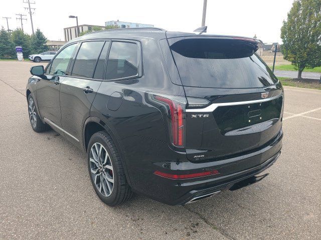 Used 2024 Cadillac XT6 Sport AWD/4WD image 7