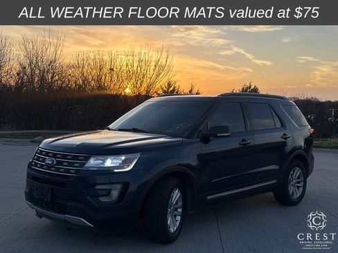 Used 2016 Ford Explorer XLT w/ Equipment Group 202A image 7