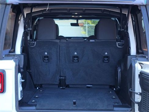 Certified 2022 Jeep Wrangler Unlimited Sahara image 22