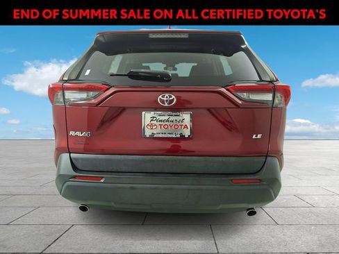 Used 2020 Toyota RAV4 LE FWD image 5