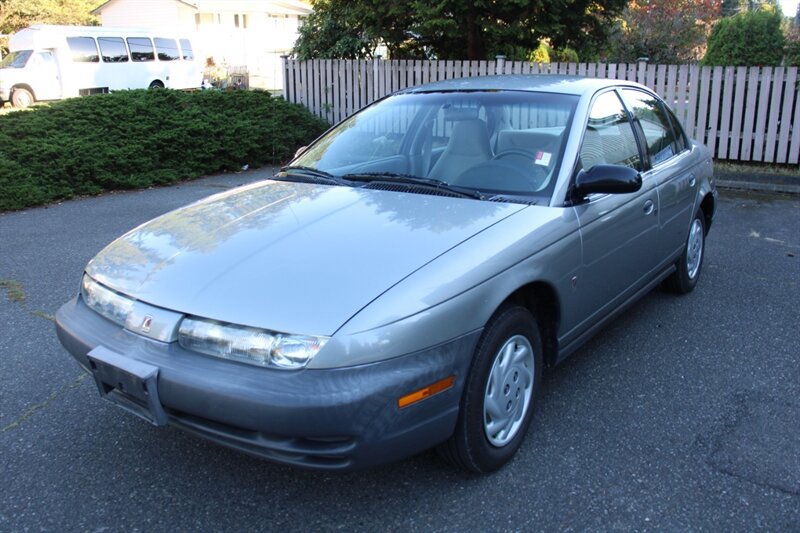 Used 1996 Saturn S-Series SL FWD image 1