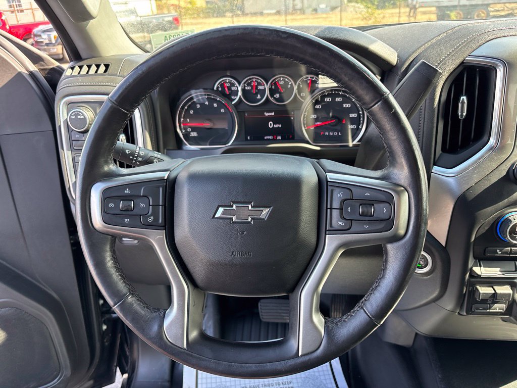 Used 2022 Chevrolet Silverado 2500 LT w/ Midnight Edition AWD/4WD image 14