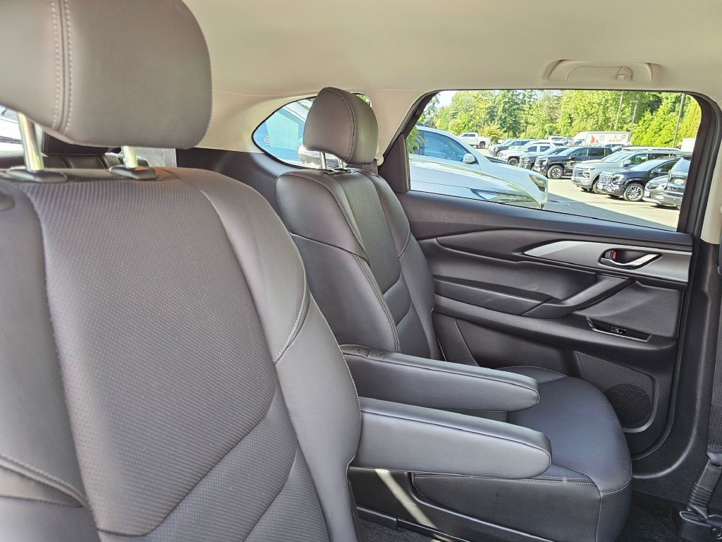 Used 2023 MAZDA CX-9 Touring Plus AWD/4WD image 13