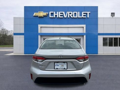 Used 2024 Toyota Corolla LE FWD image 6