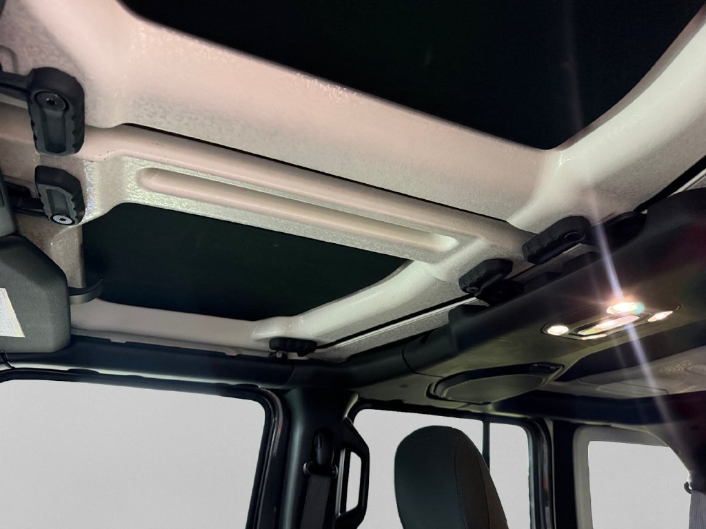 Used 2021 Jeep Wrangler Unlimited Sport AWD/4WD image 13