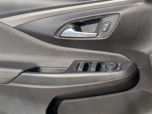 Certified 2024 Buick Envista Avenir image 24