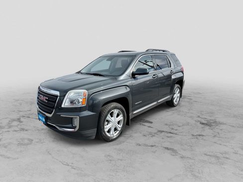 Used 2017 GMC Terrain SLE w/ Convenience Package image 4