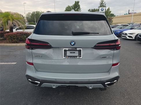Used 2024 BMW X5 xDrive50e w/ Executive Package AWD/4WD image 4