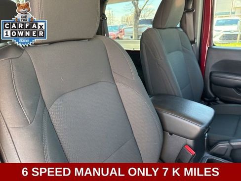 Used 2021 Jeep Wrangler Sport image 26